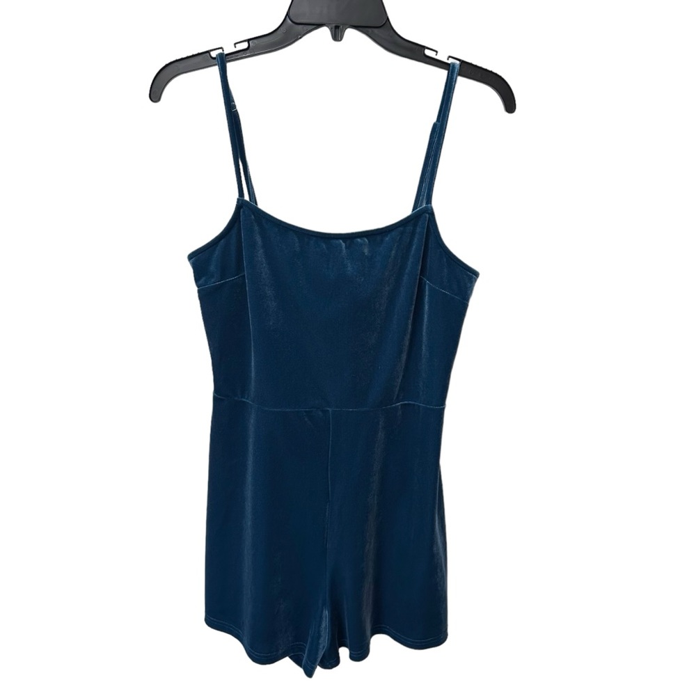 Urban‎ Outfitters Women’s Size Medium Teal Velvet Sleeveless Tie Back Romper